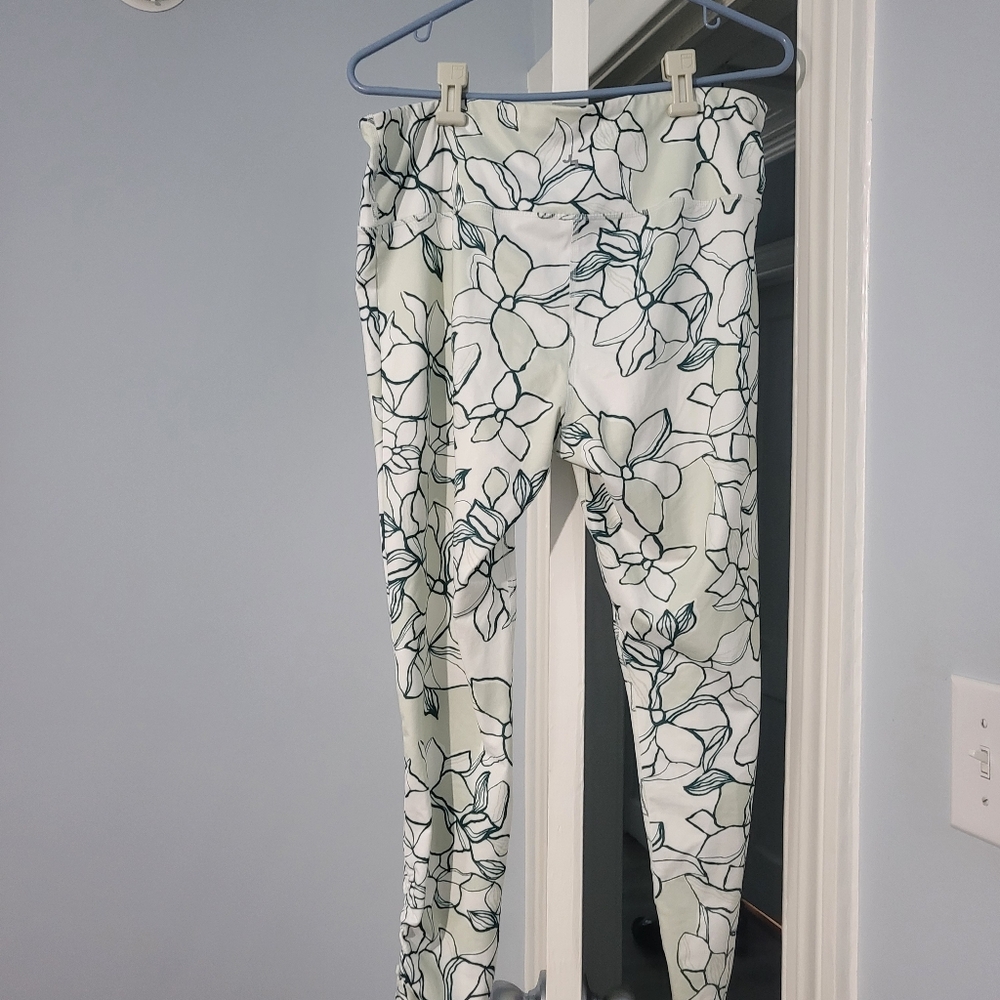 JoyLab White and Green Patterned Leggings